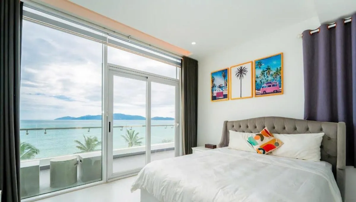 Ocean View Villa - 8 Bedrooms - In Great Location - Just 10M From The Beach 나트랑