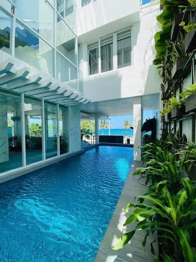 Ocean View Villa - 8 Bedrooms - In Great Location - Just 10M From The Beach 나트랑