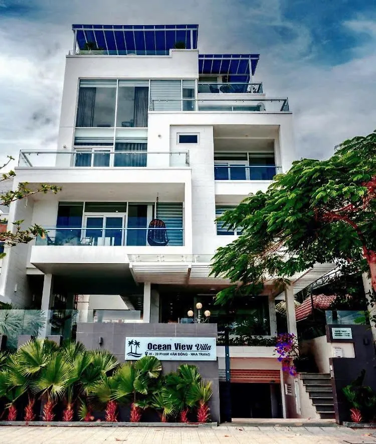 Ocean View Villa - 8 Bedrooms - In Great Location - Just 10M From The Beach 나트랑