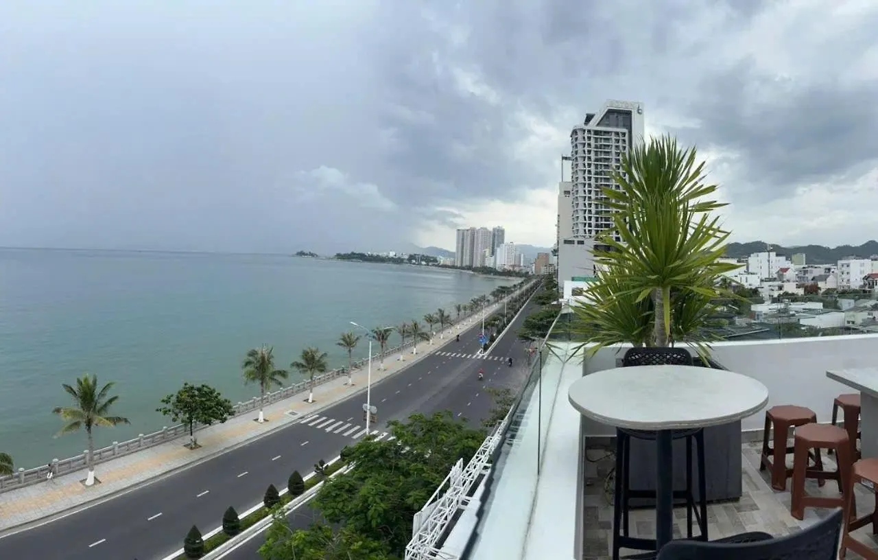 Ocean View Villa - 8 Bedrooms - In Great Location - Just 10M From The Beach نها ترانج
