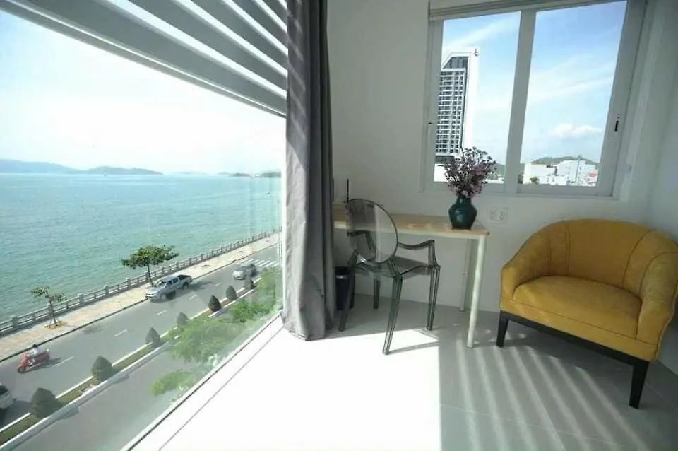 Ocean View Villa - 8 Bedrooms - In Great Location - Just 10M From The Beach نها ترانج